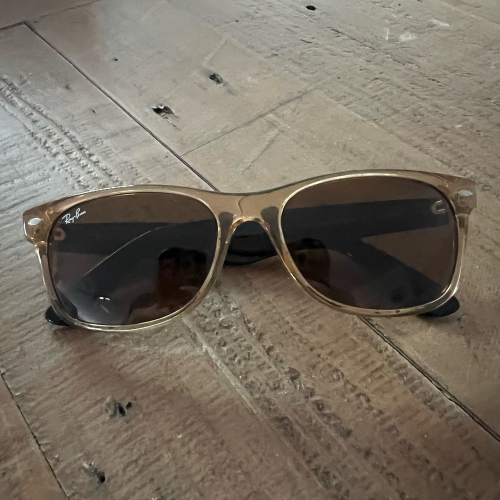 Ray-Ban RB2132 New Wayfarer Bicolor Sunglasses